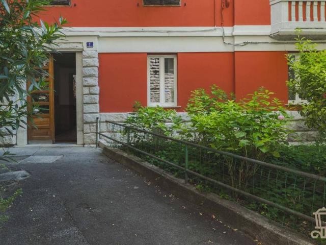 Appartamento in vendita a Roiano-Gretta-Barcola-Cologna-Scorcola, Villa Opicina