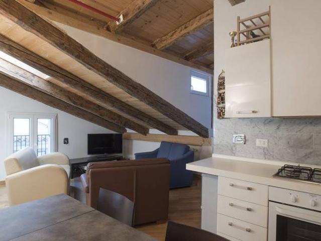 Appartamento in vendita a Città Nuova-Barriera Nuova-San Vito-Città Vecchia, Villa Opicina