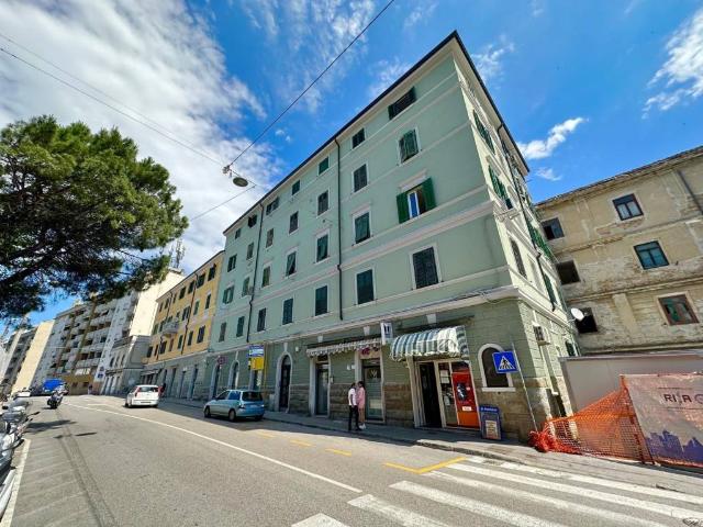 Appartamento in vendita a Barriera Vecchia-San Giacomo, Villa Opicina