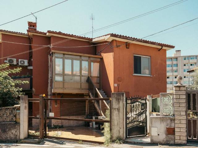Appartamento in vendita a Servola-Chiarbola-Valmaura-Borgo San Sergio, Villa Opicina