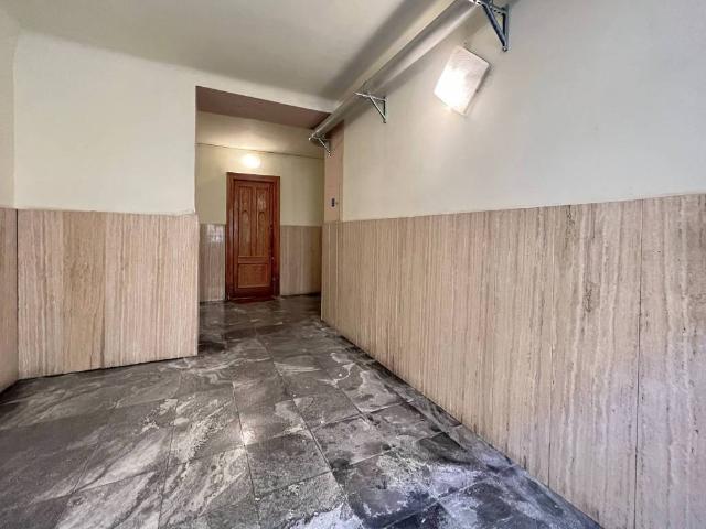 Appartamento in vendita a Barriera Vecchia, Trieste