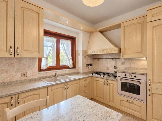 Appartamento in vendita a Villa Carsia / Kraška vas, Trieste