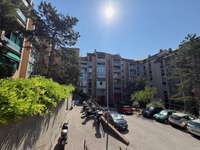 Appartamento in vendita a Servola-Chiarbola-Valmaura-Borgo San Sergio, Villa Opicina