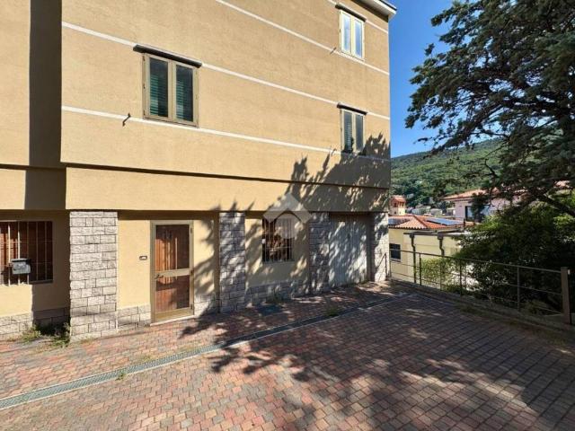 Appartamento in vendita a Opicina / Opčine, Villa Opicina