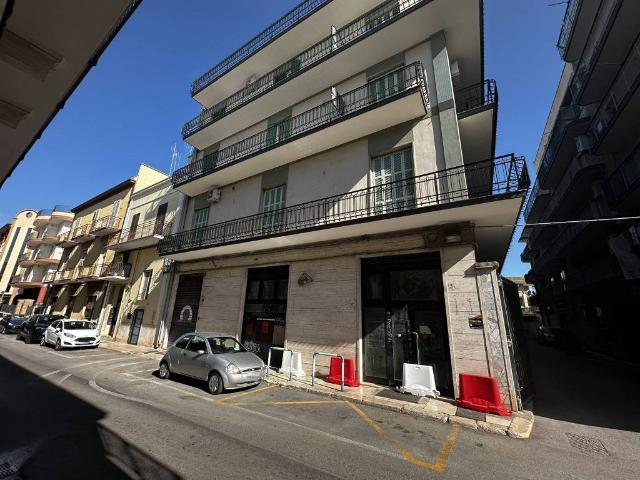 Appartamento in vendita a Puglia, Bari