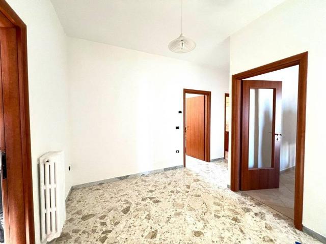 Appartamento in vendita a Puglia, Bari