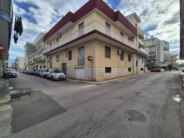 Appartamento in vendita a Puglia, Bari