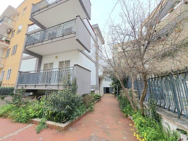 Appartamento in vendita a Puglia, Bari