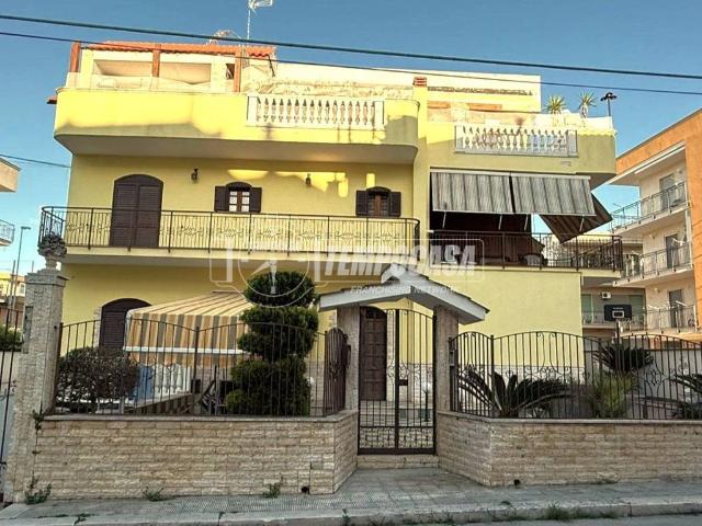 Appartamento in vendita a Puglia, Bari