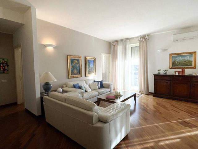 Appartamento in vendita a Puglia, Bari