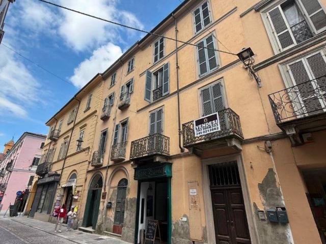 Appartamento in vendita a Piemonte, Vercelli