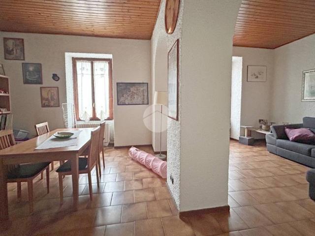 Appartamento in vendita a Ponte, Triuggio