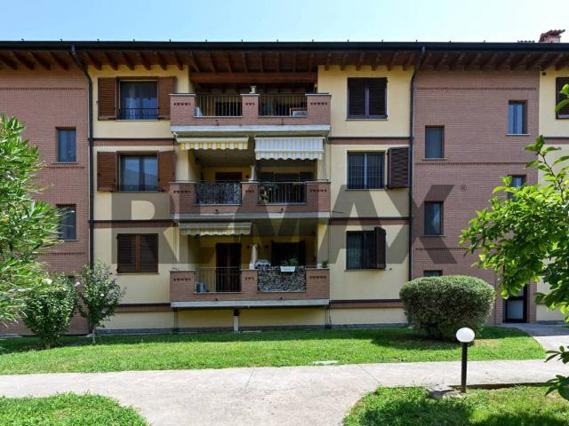 Appartamento in vendita a Truccazzano, Lombardia