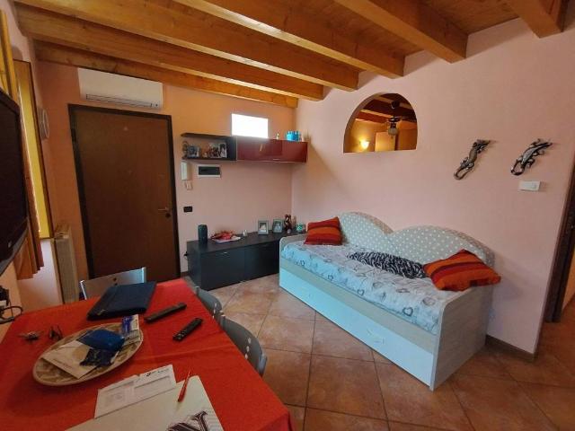 Appartamento in vendita a Truccazzano, Lombardia
