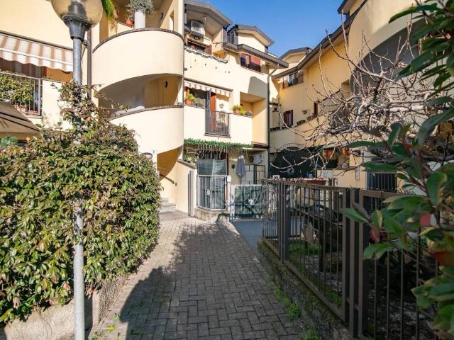 Appartamento in vendita a Truccazzano, Lombardia