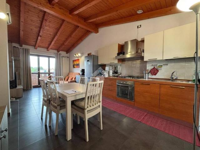 Appartamento in vendita a Truccazzano, Lombardia