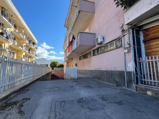 Appartamento in vendita a Comiziano, Napoli