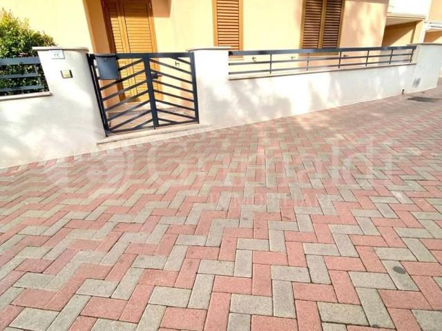 Appartamento in vendita a Montegrappa, Puglia