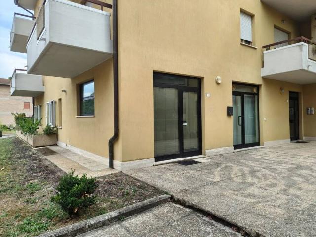 Appartamento in vendita a Tuoro Sul Trasimeno, Umbria