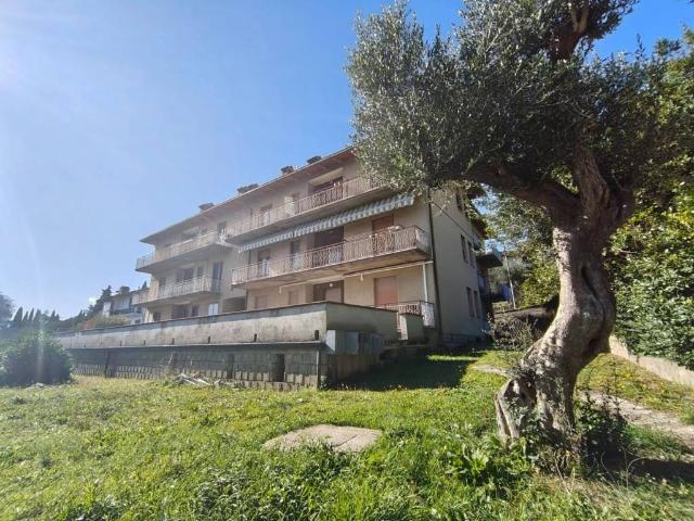 Appartamento in vendita a Tuoro Sul Trasimeno, Umbria