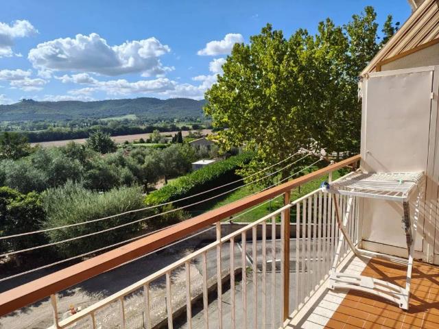 Appartamento in vendita a Tuoro Sul Trasimeno, Umbria