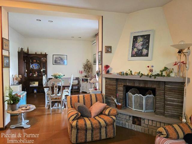 Appartamento in vendita a Tuoro Sul Trasimeno, Umbria
