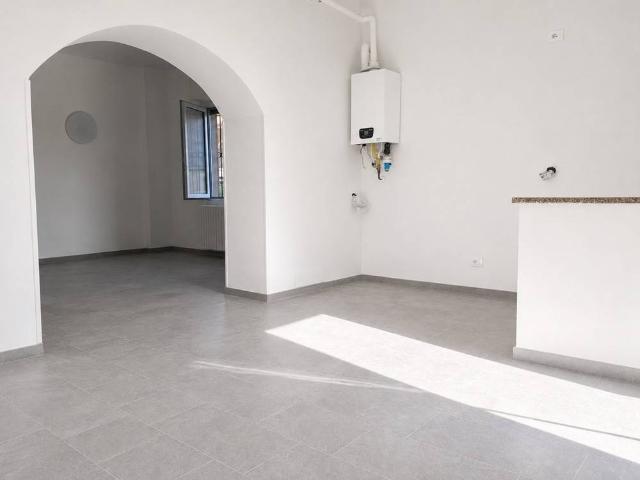 Appartamento in vendita a Turate, Lombardia