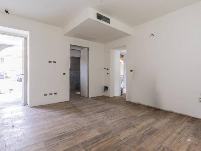 Appartamento in vendita a Turate, Lombardia