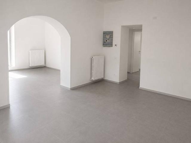 Appartamento in vendita a Turate, Lombardia