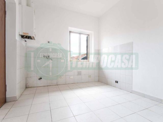 Appartamento in vendita a Turate, Como