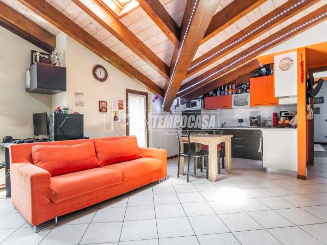 Appartamento in vendita a Turate, Como
