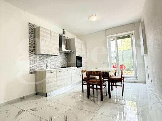 Appartamento in vendita a Turate, Lombardia