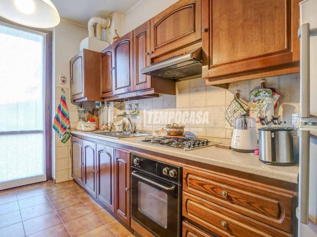 Appartamento in vendita a Turbigo, Milano