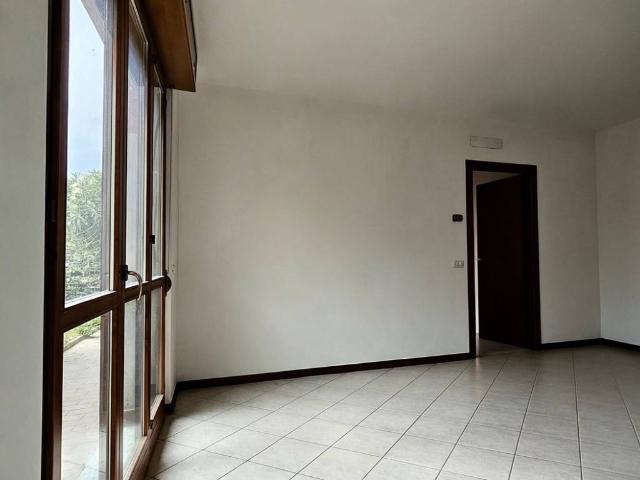 Appartamento in vendita a Turbigo, Milano