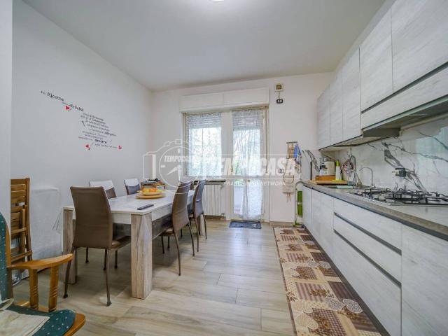 Appartamento in vendita a Turbigo, Milano