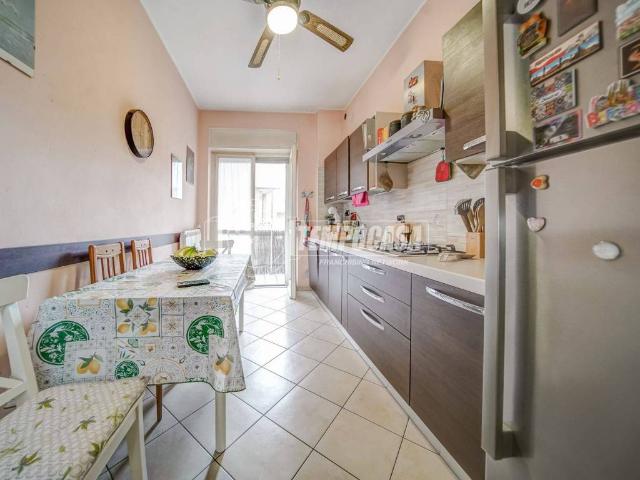 Appartamento in vendita a Turbigo, Milano