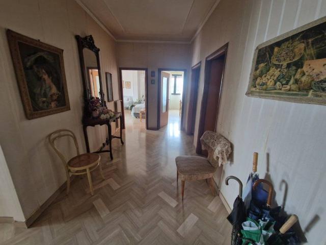 Appartamento in vendita a Puglia, Bari