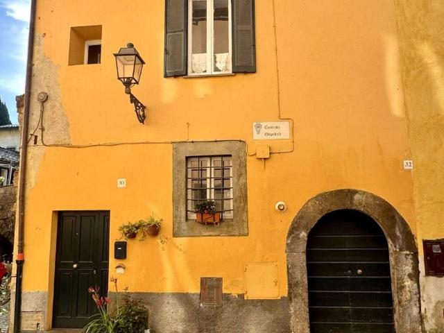 Appartamento in vendita a Tuscania, Lazio