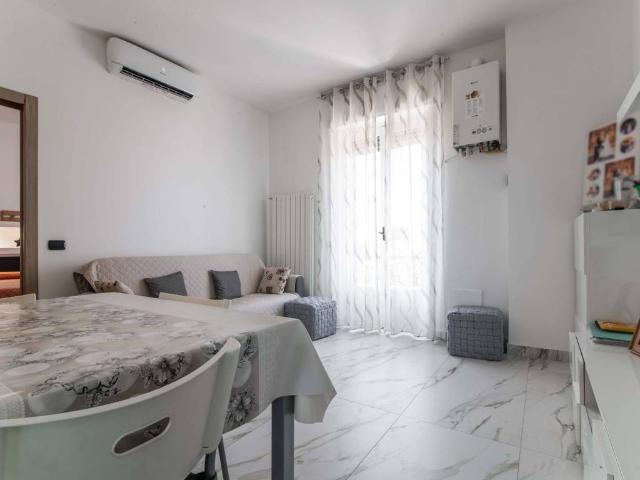Appartamento in vendita a Uboldo, Lombardia