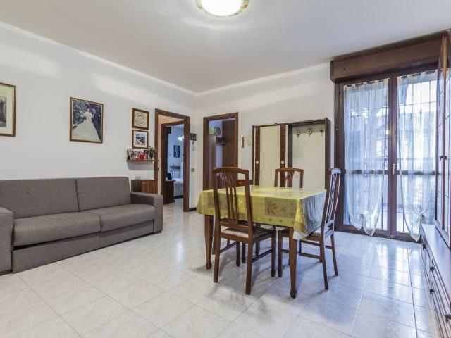 Appartamento in vendita a Uboldo, Lombardia