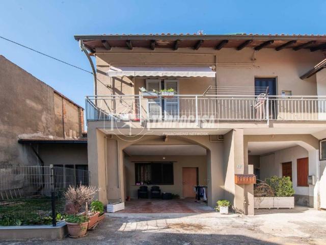 Appartamento in vendita a Uboldo, Varese
