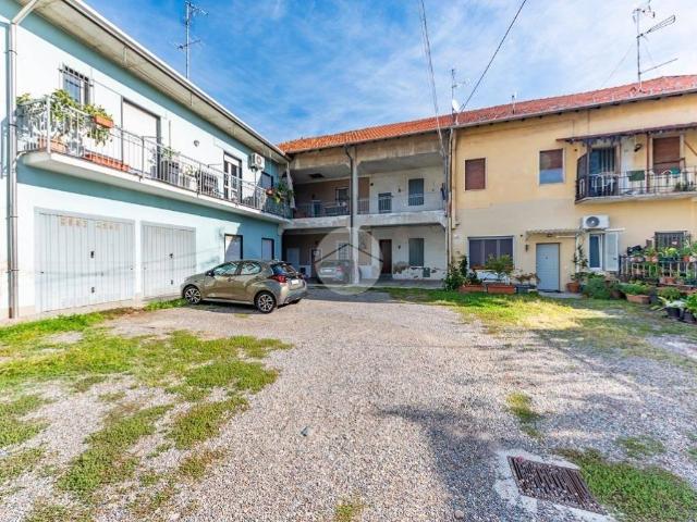Appartamento in vendita a Uboldo, Lombardia