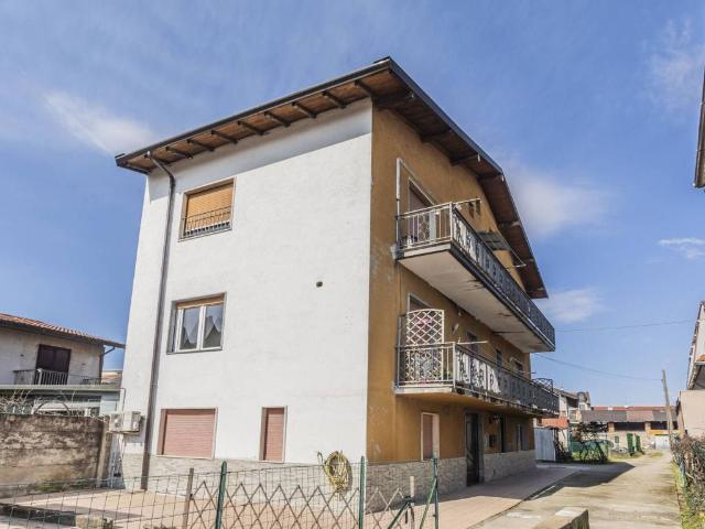 Appartamento in vendita a Uboldo, Lombardia
