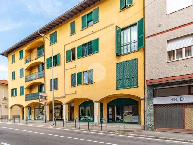 Appartamento in vendita a Uboldo, Lombardia