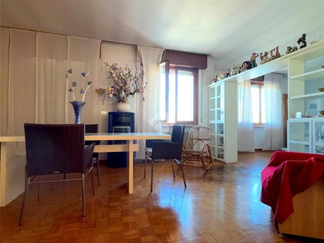 Appartamento in vendita a Paderno, Reana Del Roiale