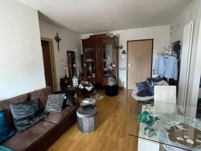 Appartamento in vendita a San Gottardo, Reana Del Roiale