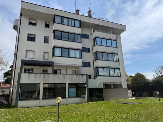 Appartamento in vendita a Cormôr Alto, Reana Del Roiale