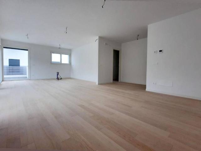 Appartamento in vendita a Cormôr Alto, Reana Del Roiale