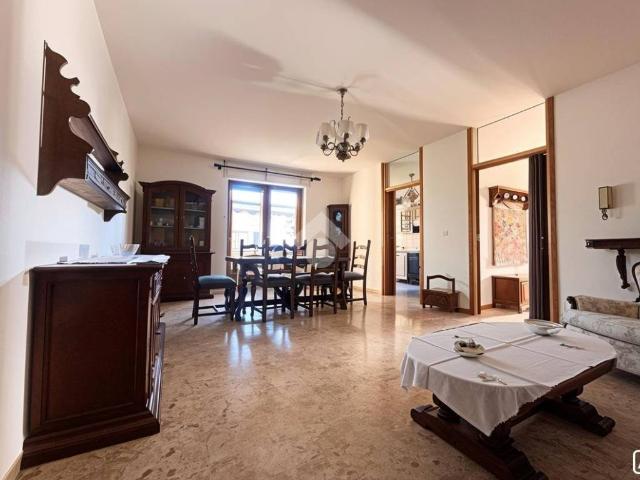 Appartamento in vendita a Borgo Poscolle, Reana Del Roiale