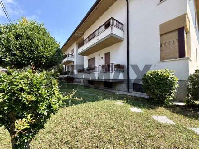 Appartamento in vendita a Paderno, Reana Del Roiale